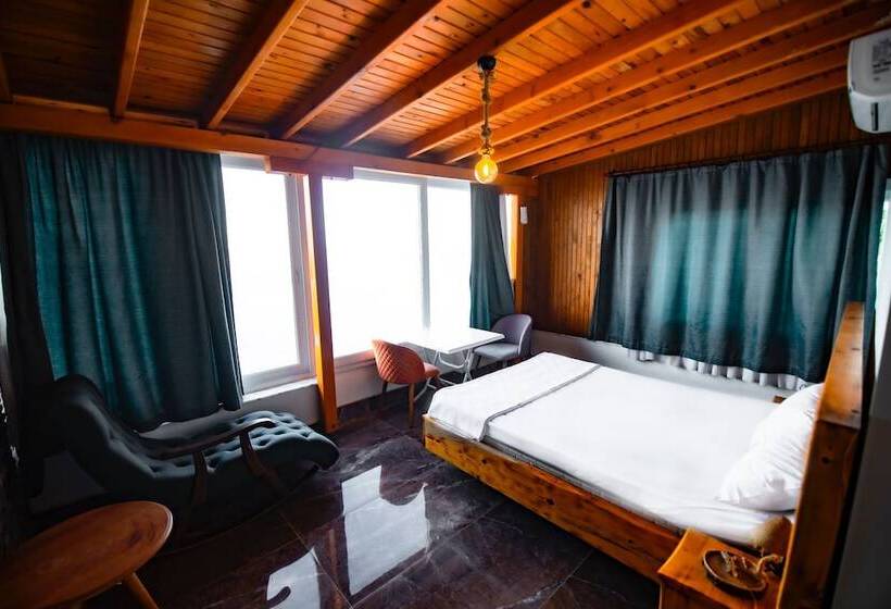 Mose Restoran Motel Beach