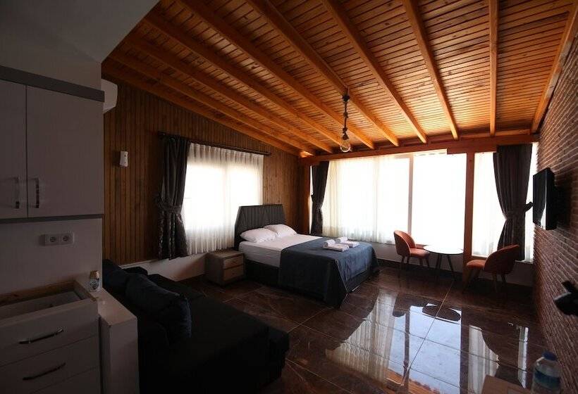 Mose Restoran Motel Beach