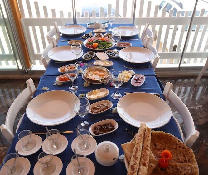 Mose Restoran Motel Beach