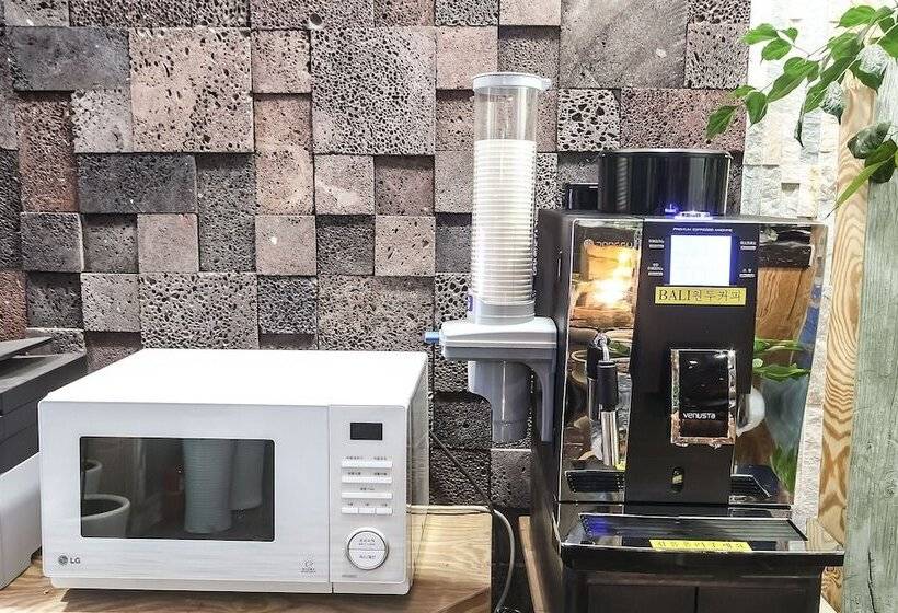 汽车旅馆  Namwon Bali