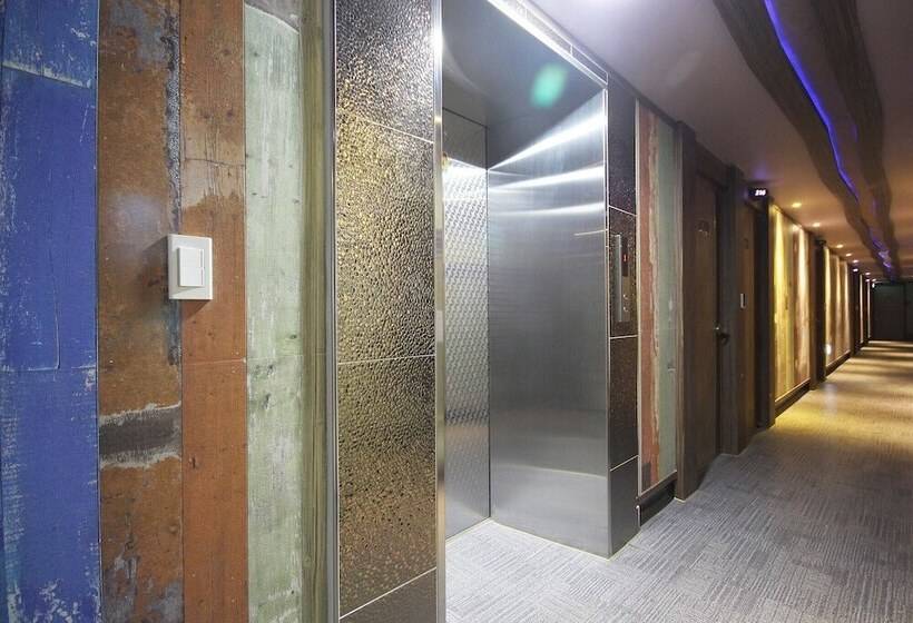 汽车旅馆  Namwon Bali