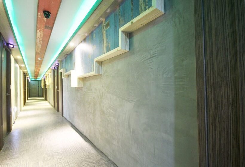 汽车旅馆  Namwon Bali