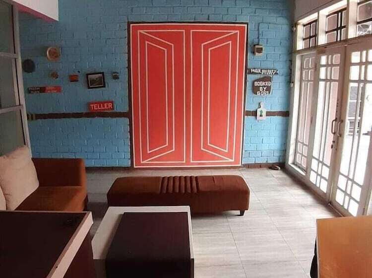 펜션 Aminah Homestay And Tour