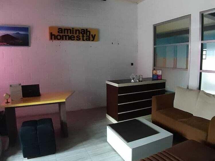 펜션 Aminah Homestay And Tour