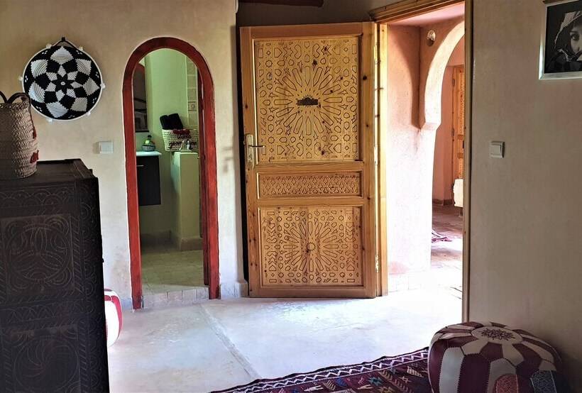 پانسیون Jenny Lynn