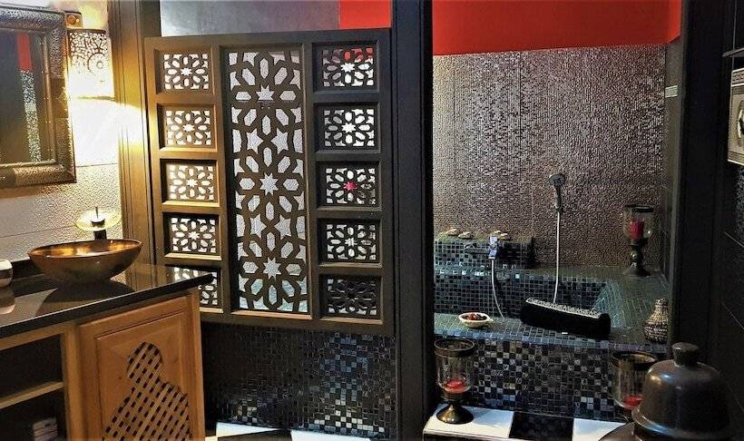 پانسیون Jenny Lynn