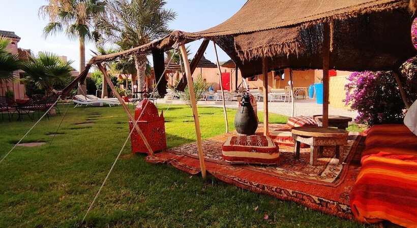 پانسیون Jenny Lynn