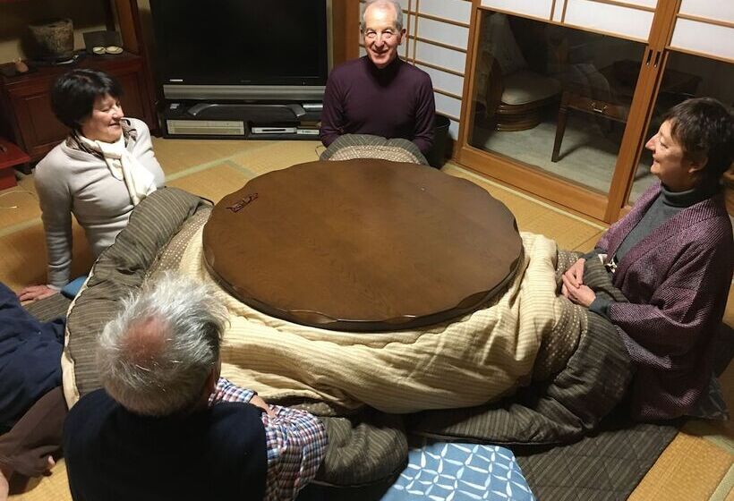 بنسيون Minsyuku Atsuan