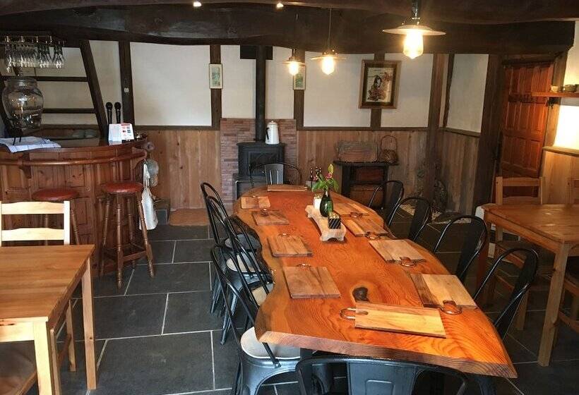 بنسيون Minsyuku Atsuan