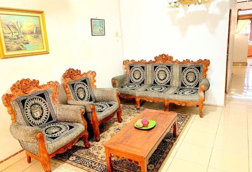 פנסיון Rachella Homestay