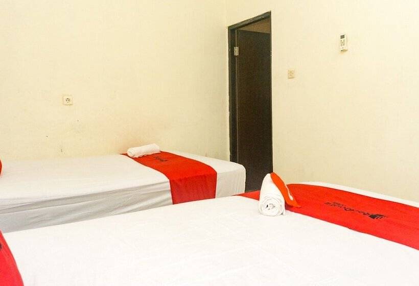 پانسیون Reddoorz Near Sentani Airport Jayapura