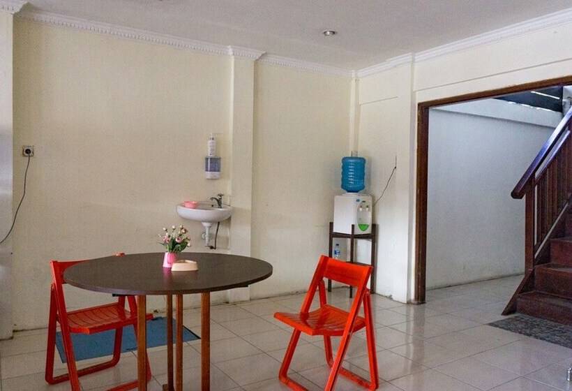 پانسیون Reddoorz Near Sentani Airport Jayapura