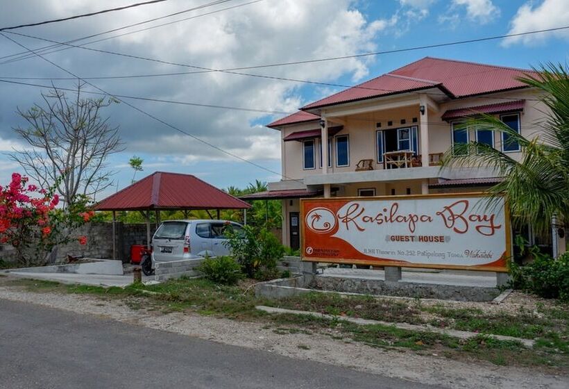 펜션 Reddoorz @ Tomia Island Wakatobi