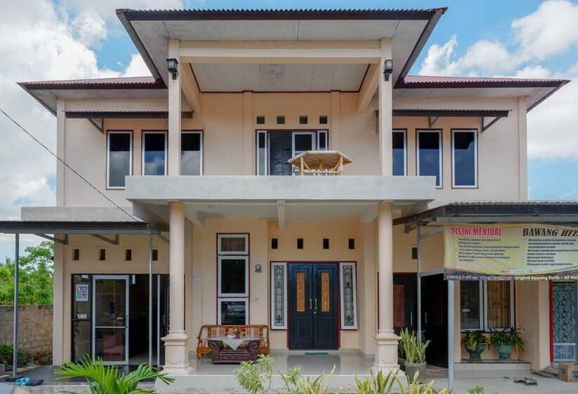 펜션 Reddoorz @ Tomia Island Wakatobi