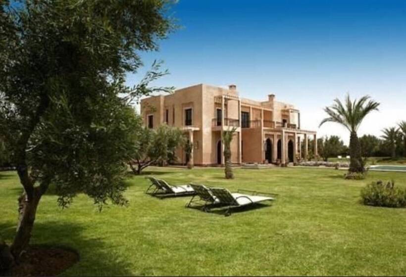 پانسیون Villa Dar Taous