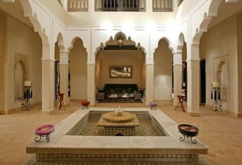 پانسیون Villa Dar Taous