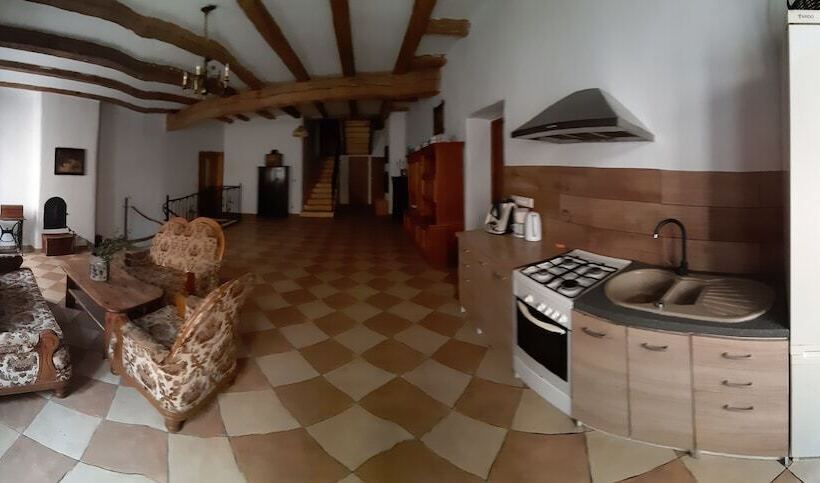 פנסיון Zajazd Pod Złotym Gryfem