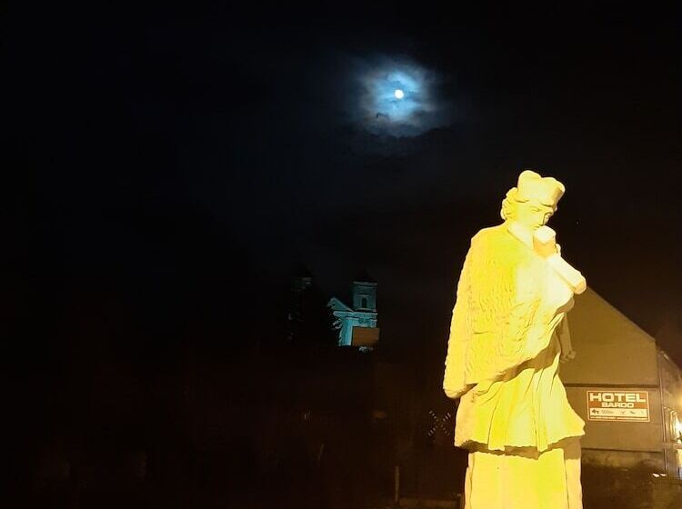 פנסיון Zajazd Pod Złotym Gryfem