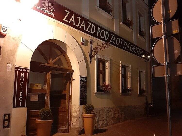 פנסיון Zajazd Pod Złotym Gryfem