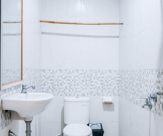 بنسيون Zamzam Anjani Villa