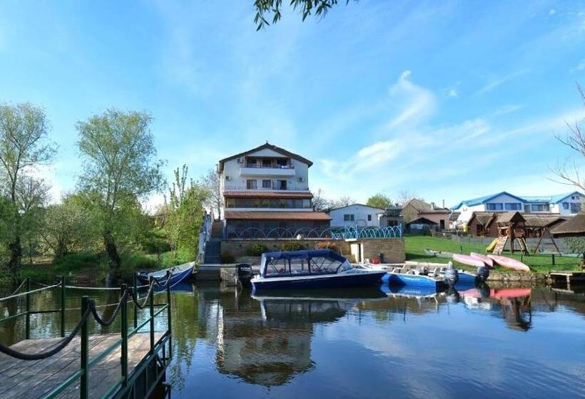 Pensiunea Pestisorul