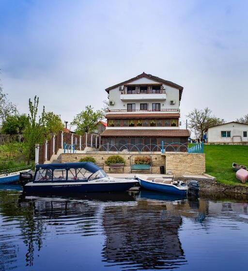 Pensiunea Pestisorul