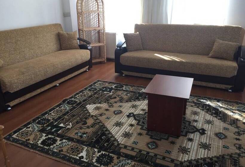 Ugurevler Apart