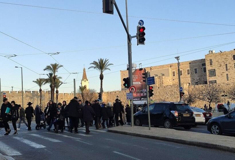 ユースホステル Capsule & Dormitory Space X