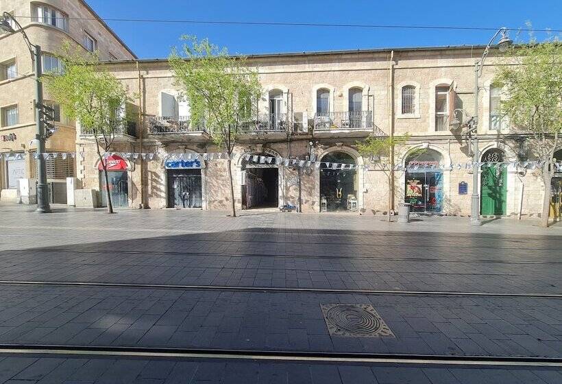 ユースホステル Capsule & Dormitory Space X