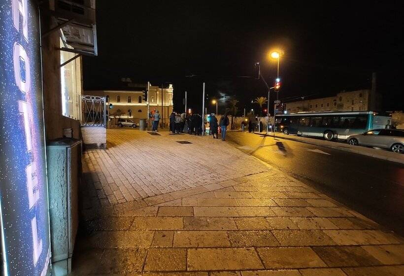 ユースホステル Capsule & Dormitory Space X