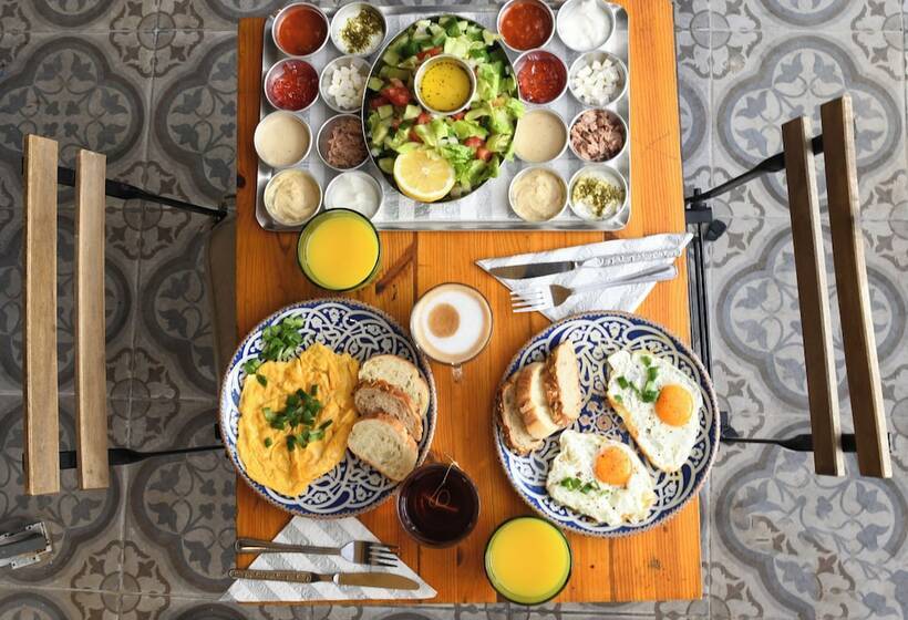 ユースホステル Capsule & Dormitory Space X