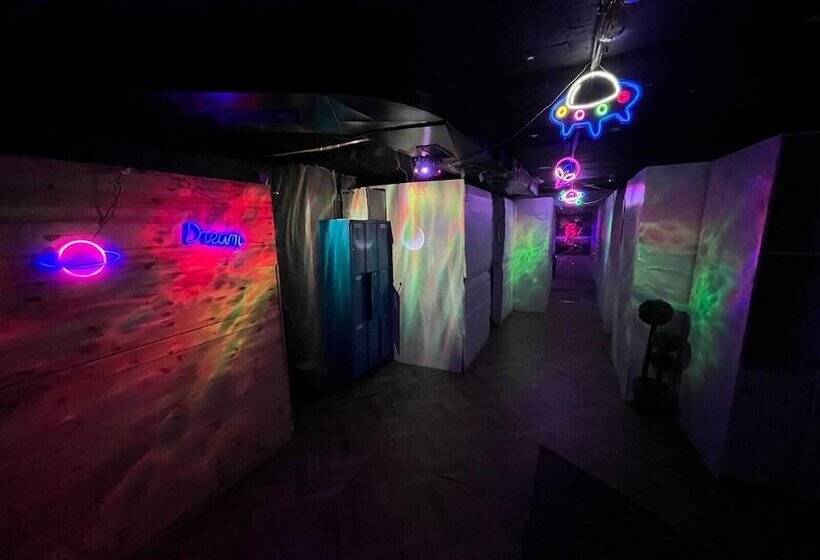 ユースホステル Capsule & Dormitory Space X