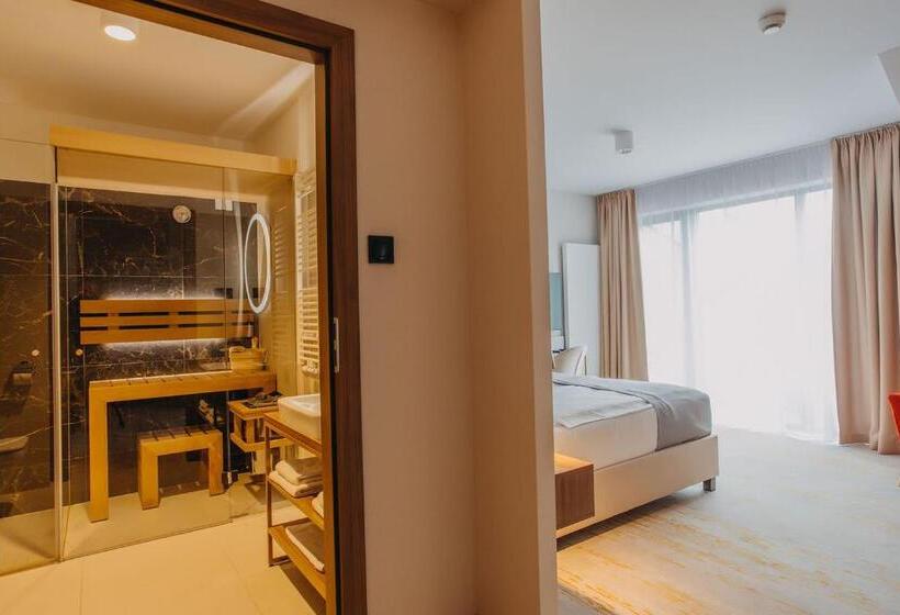 Five Seasons Szklarska Poręba