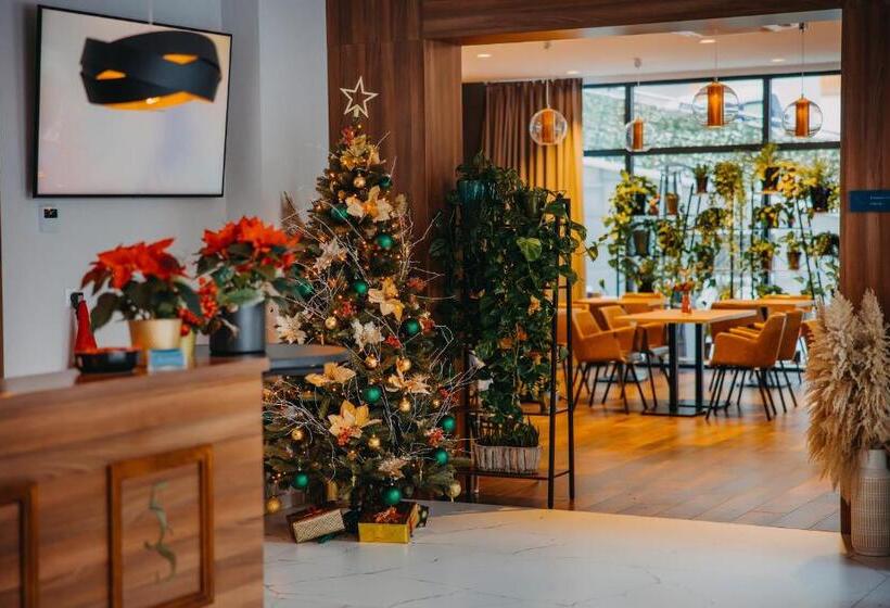 Five Seasons Szklarska Poręba