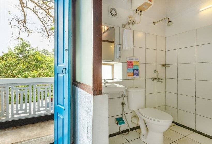 Gostops Allepey Hostel