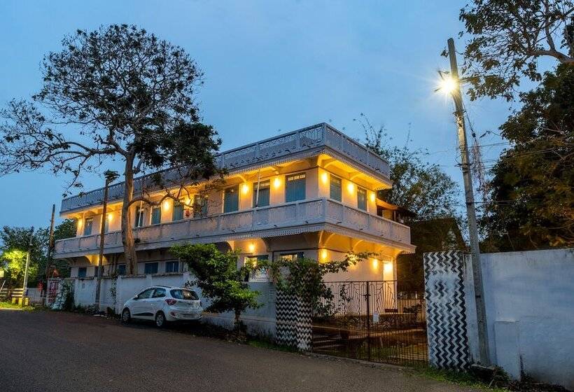 Gostops Allepey Hostel