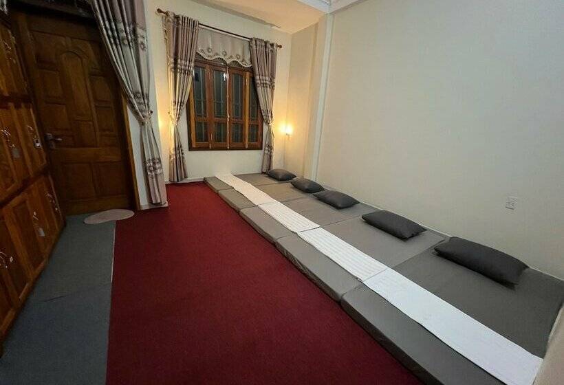 Hg Hostel And Motobikes