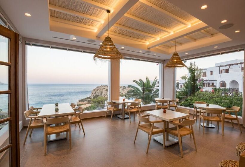 هتل Aegean Village Beachfront Resort