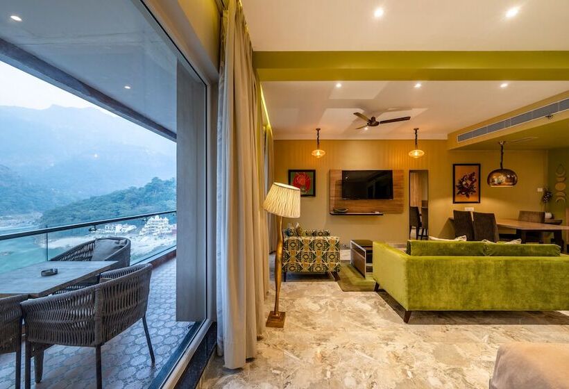 בית מלון כפרי Antalya