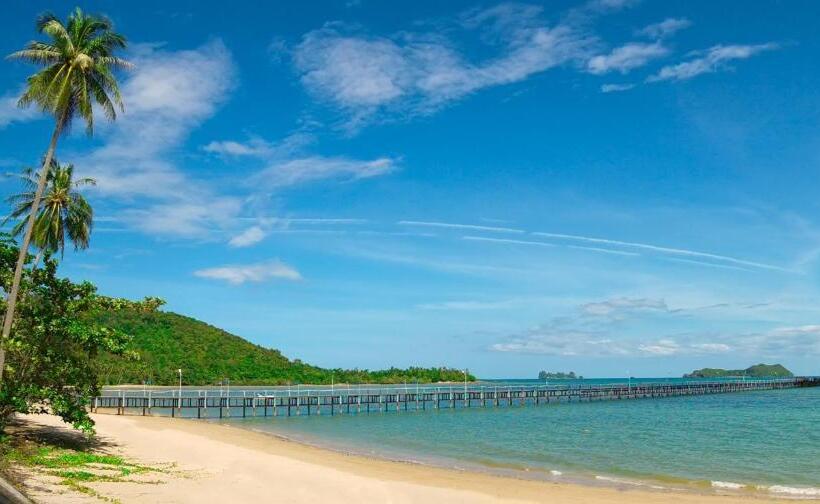 酒店 Baan I Talay Chumphon บ้านไอทะเลชุมพร