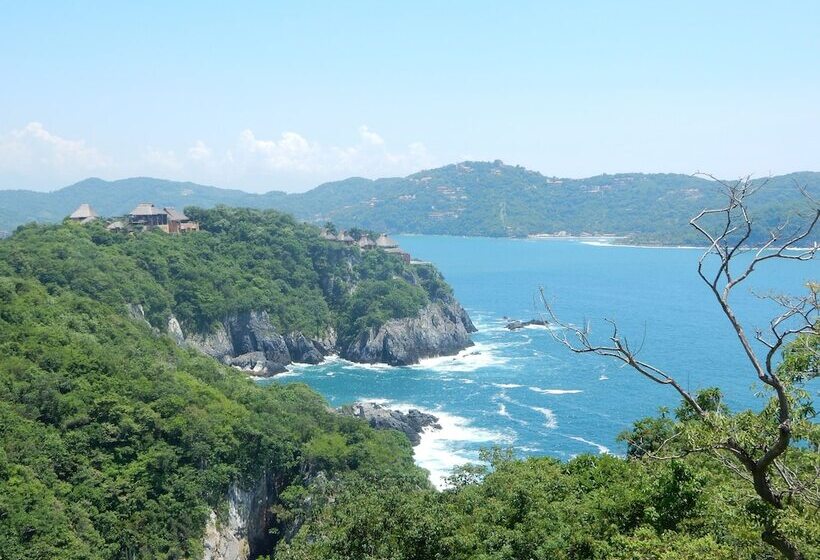 Отель Casa Arcoiris Zihuatanejo