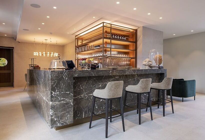 בית מלון כפרי Château De Wallerand