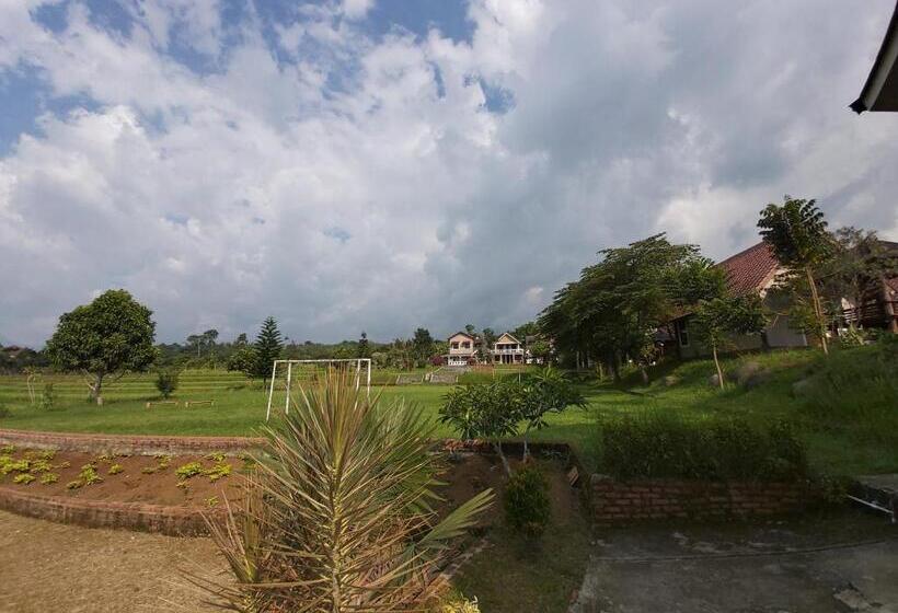 ホテル Degung Hillside