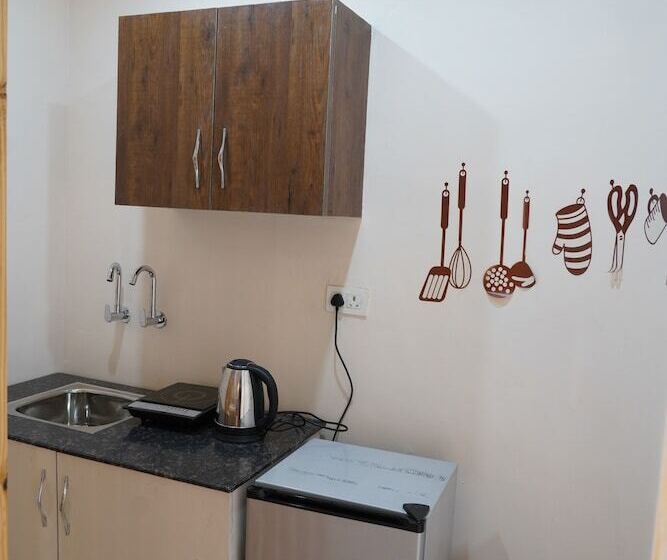 בית מלון כפרי Dewdrop Pride Inn