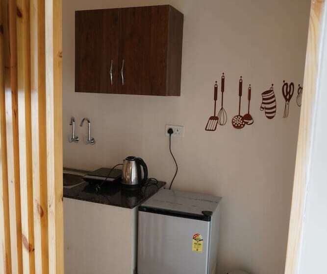 בית מלון כפרי Dewdrop Pride Inn