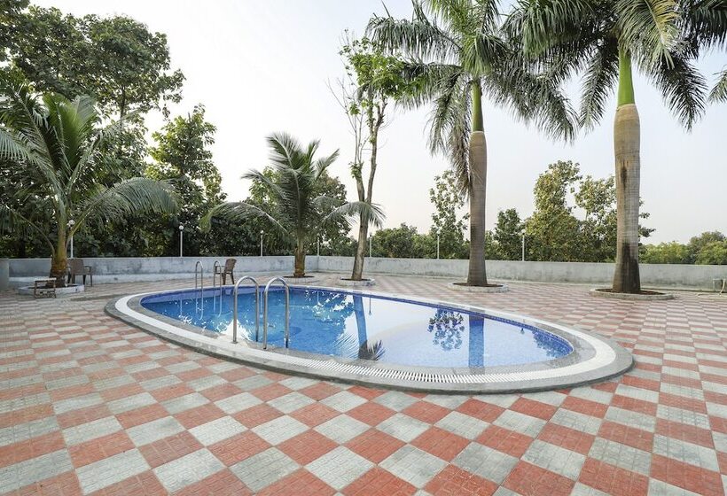 בית מלון כפרי Hill Top By Oyo Rooms