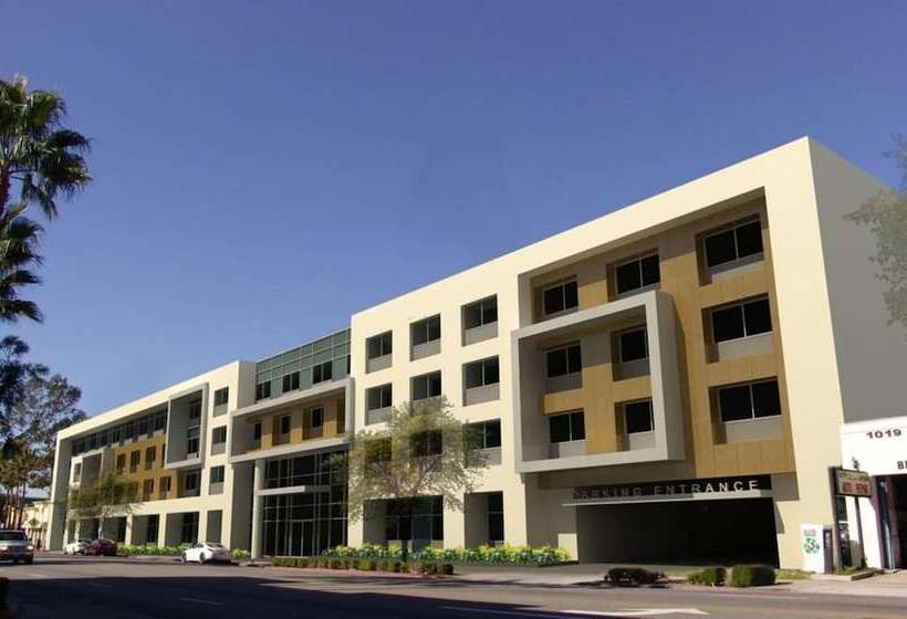 فندق Holiday Inn Express & Suites   Glendale Downtown