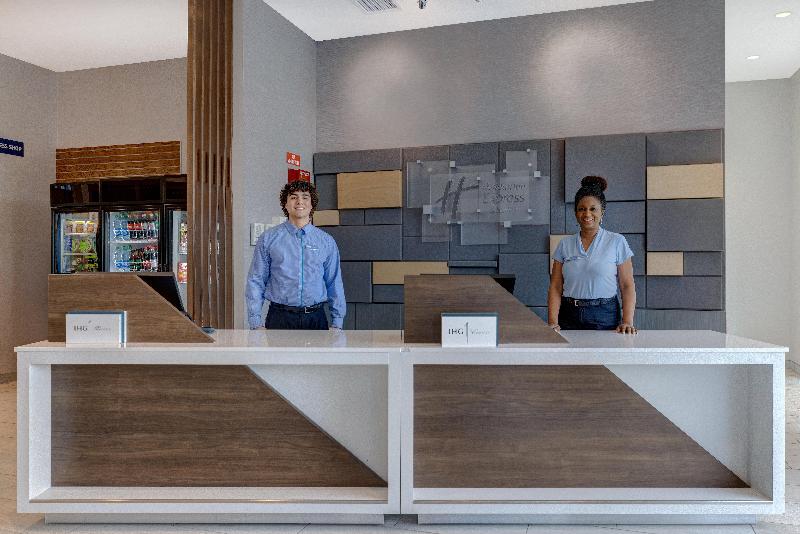 فندق Holiday Inn Express & Suites   Glendale Downtown