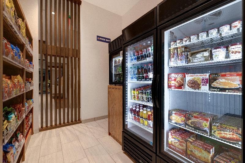 فندق Holiday Inn Express & Suites   Glendale Downtown