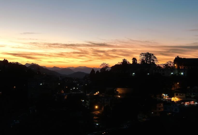 בית מלון כפרי Madhuban Sarovar Portico Mussoorie